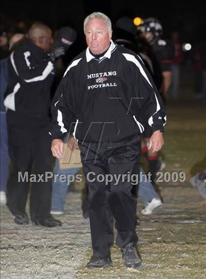Thumbnail 1 in Arleta vs. El Camino Real (CIF LA City Section Playoffs) photogallery.