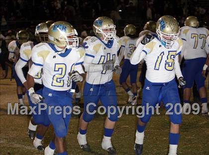 Thumbnail 2 in Arleta vs. El Camino Real (CIF LA City Section Playoffs) photogallery.