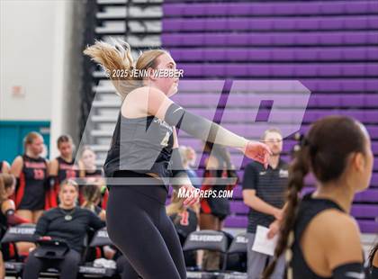 Thumbnail 1 in Redondo Union vs. Archbishop Mitty (Durango Fall Classic) photogallery.