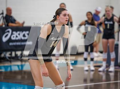Thumbnail 3 in Redondo Union vs. Archbishop Mitty (Durango Fall Classic) photogallery.