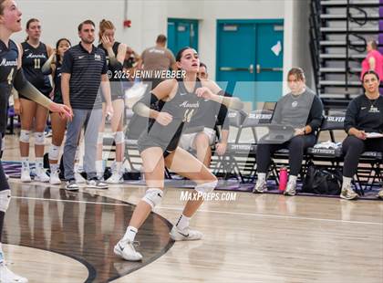 Thumbnail 3 in Redondo Union vs. Archbishop Mitty (Durango Fall Classic) photogallery.