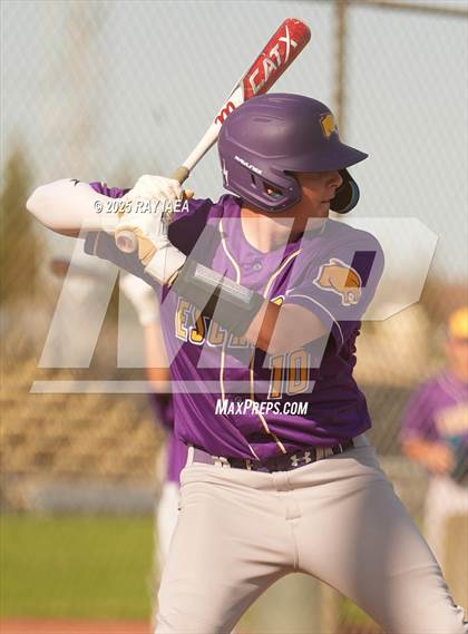 Thumbnail 2 in Escalon @ Hughson photogallery.