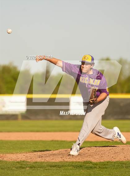 Thumbnail 3 in Escalon @ Hughson photogallery.
