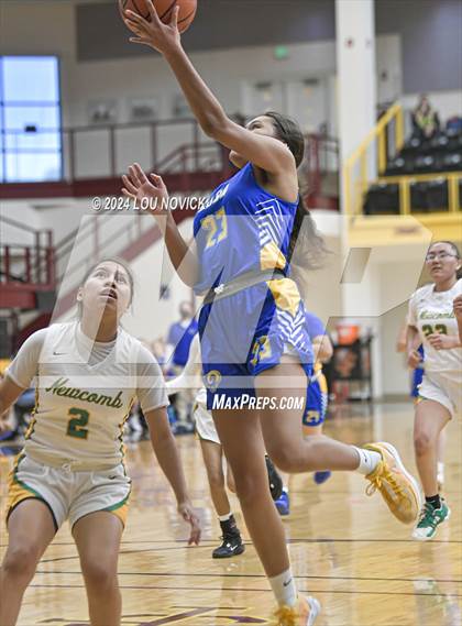 Thumbnail 1 in Cuba @ Newcomb (Lady Braves Invitational at Santa Fe Indian School) photogallery.