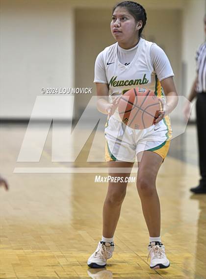 Thumbnail 3 in Cuba @ Newcomb (Lady Braves Invitational at Santa Fe Indian School) photogallery.