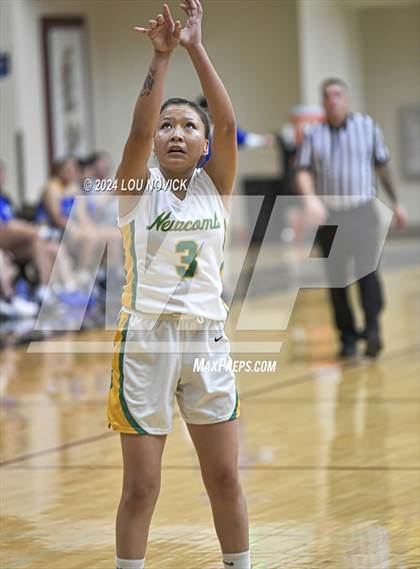 Thumbnail 1 in Cuba @ Newcomb (Lady Braves Invitational at Santa Fe Indian School) photogallery.