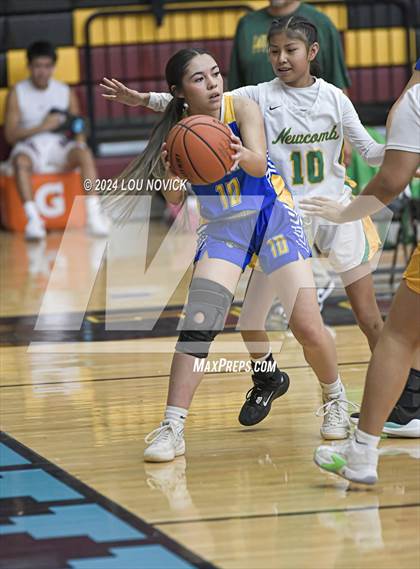Thumbnail 2 in Cuba @ Newcomb (Lady Braves Invitational at Santa Fe Indian School) photogallery.