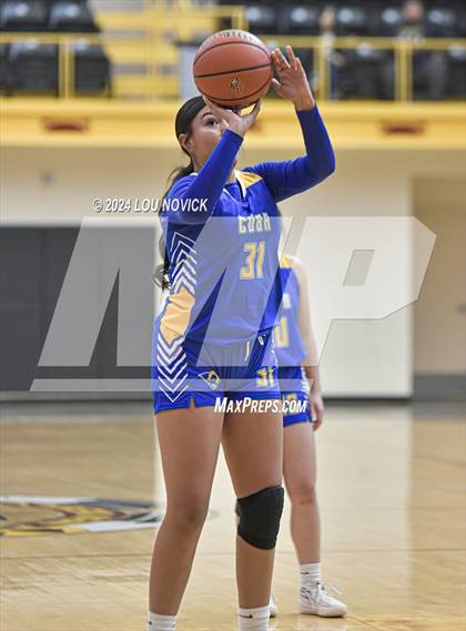 Thumbnail 2 in Cuba @ Newcomb (Lady Braves Invitational at Santa Fe Indian School) photogallery.