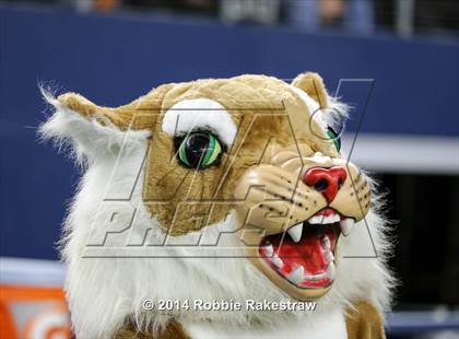 Thumbnail 1 in Waskom vs. Newton (UIL 3A Division 2 Final) photogallery.