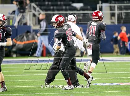 Thumbnail 1 in Waskom vs. Newton (UIL 3A Division 2 Final) photogallery.