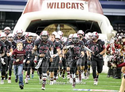 Thumbnail 1 in Waskom vs. Newton (UIL 3A Division 2 Final) photogallery.