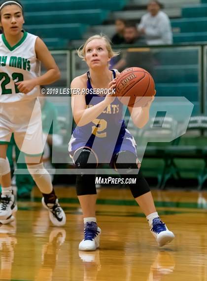 Thumbnail 2 in Carrizo Springs vs Pearsall (Maverick Classic) photogallery.