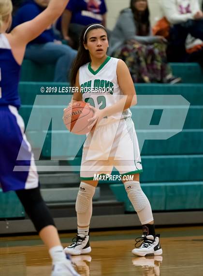 Thumbnail 2 in Carrizo Springs vs Pearsall (Maverick Classic) photogallery.
