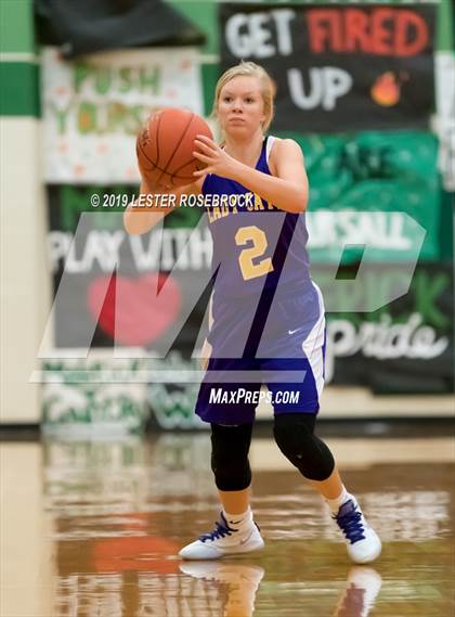 Thumbnail 3 in Carrizo Springs vs Pearsall (Maverick Classic) photogallery.