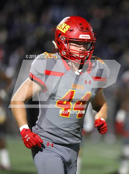Thumbnail 2 in Carlsbad vs. Cathedral Catholic (CIF SDS Open Division Semifinal) photogallery.