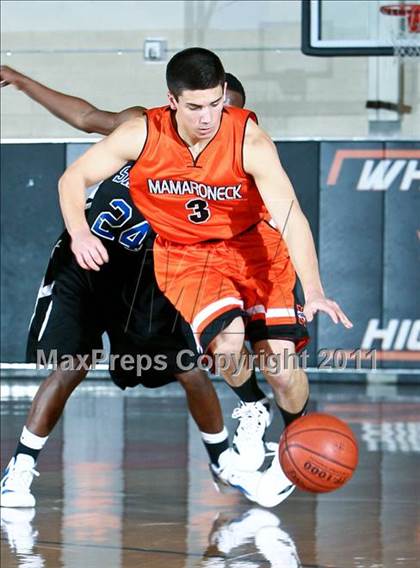 Thumbnail 1 in Mamaroneck vs. Saunders (Harry Jefferson Holiday Showcase) photogallery.