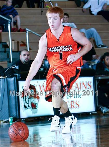 Thumbnail 3 in Mamaroneck vs. Saunders (Harry Jefferson Holiday Showcase) photogallery.