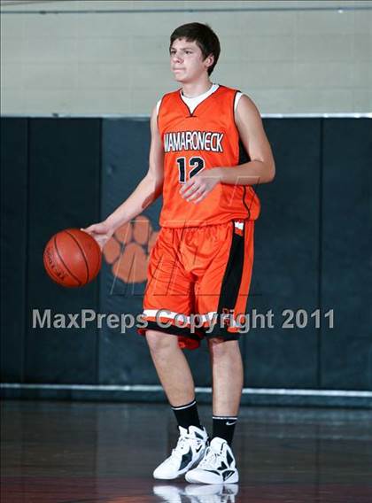 Thumbnail 2 in Mamaroneck vs. Saunders (Harry Jefferson Holiday Showcase) photogallery.
