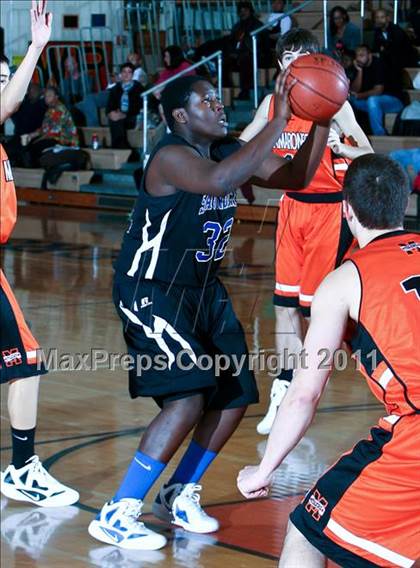 Thumbnail 1 in Mamaroneck vs. Saunders (Harry Jefferson Holiday Showcase) photogallery.