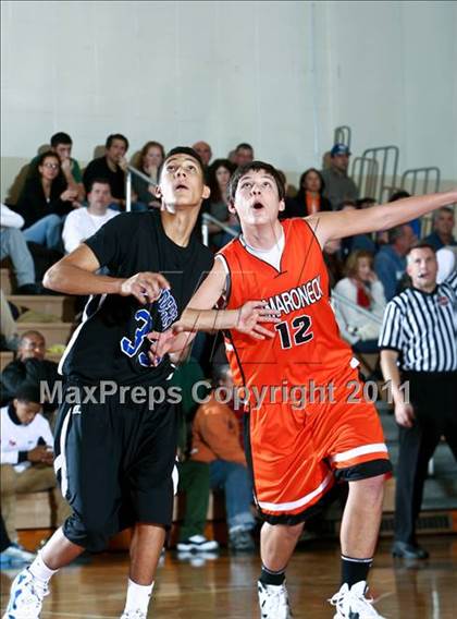 Thumbnail 2 in Mamaroneck vs. Saunders (Harry Jefferson Holiday Showcase) photogallery.