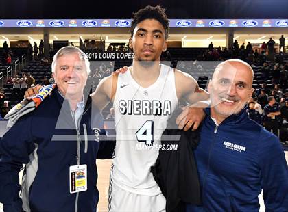 Thumbnail 2 in Sierra Canyon @ Bishop Montgomery (CIF SS Open DIV Final) photogallery.