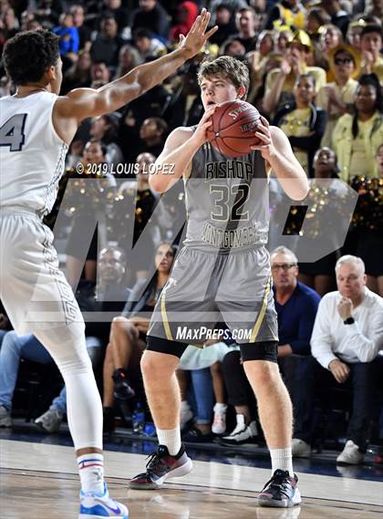 Thumbnail 2 in Sierra Canyon @ Bishop Montgomery (CIF SS Open DIV Final) photogallery.