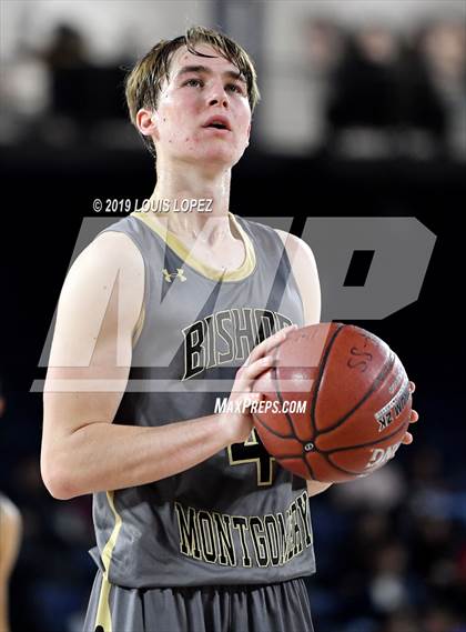 Thumbnail 2 in Sierra Canyon @ Bishop Montgomery (CIF SS Open DIV Final) photogallery.