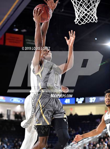 Thumbnail 2 in Sierra Canyon @ Bishop Montgomery (CIF SS Open DIV Final) photogallery.