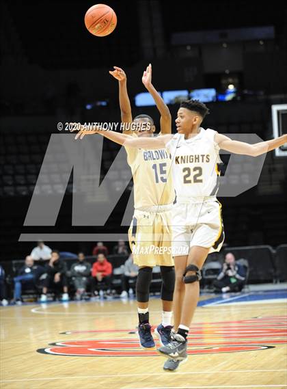 Thumbnail 1 in Baldwin vs. Uniondale (Section VIII Class AA Championship) photogallery.