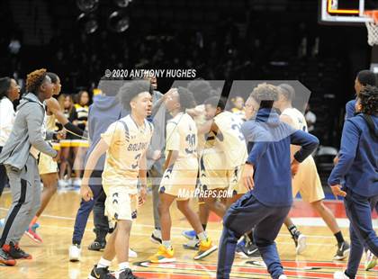Thumbnail 1 in Baldwin vs. Uniondale (Section VIII Class AA Championship) photogallery.