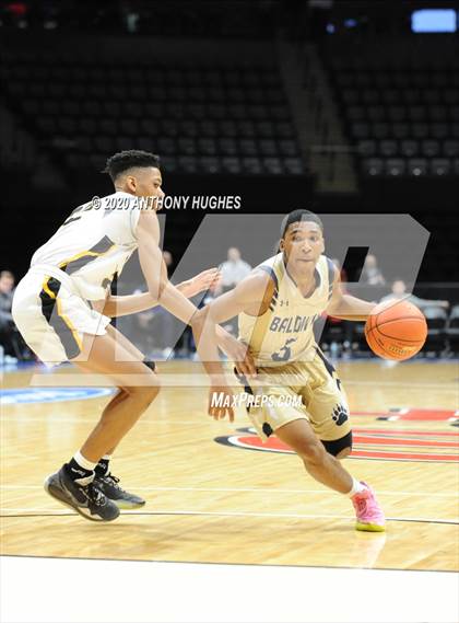 Thumbnail 3 in Baldwin vs. Uniondale (Section VIII Class AA Championship) photogallery.