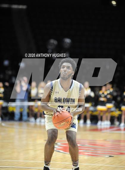 Thumbnail 2 in Baldwin vs. Uniondale (Section VIII Class AA Championship) photogallery.