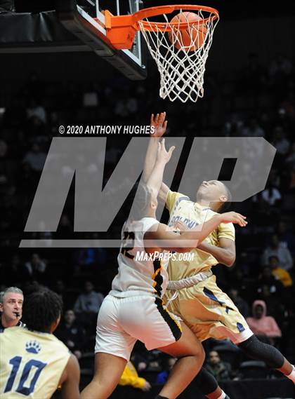 Thumbnail 2 in Baldwin vs. Uniondale (Section VIII Class AA Championship) photogallery.