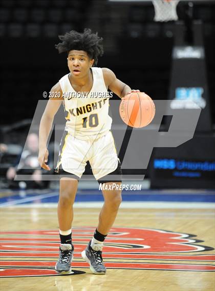 Thumbnail 2 in Baldwin vs. Uniondale (Section VIII Class AA Championship) photogallery.
