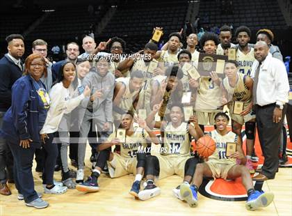 Thumbnail 3 in Baldwin vs. Uniondale (Section VIII Class AA Championship) photogallery.