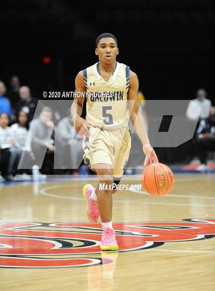 Thumbnail 2 in Baldwin vs. Uniondale (Section VIII Class AA Championship) photogallery.