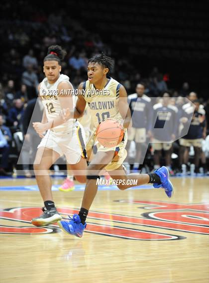 Thumbnail 1 in Baldwin vs. Uniondale (Section VIII Class AA Championship) photogallery.