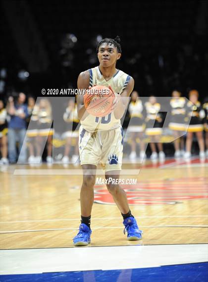 Thumbnail 1 in Baldwin vs. Uniondale (Section VIII Class AA Championship) photogallery.
