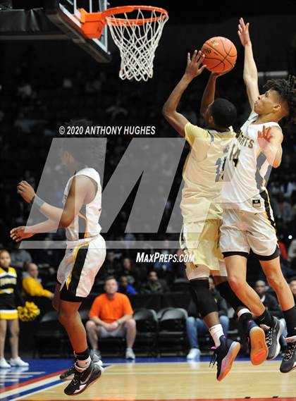 Thumbnail 1 in Baldwin vs. Uniondale (Section VIII Class AA Championship) photogallery.