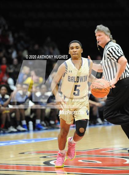 Thumbnail 2 in Baldwin vs. Uniondale (Section VIII Class AA Championship) photogallery.
