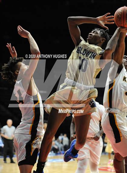 Thumbnail 3 in Baldwin vs. Uniondale (Section VIII Class AA Championship) photogallery.