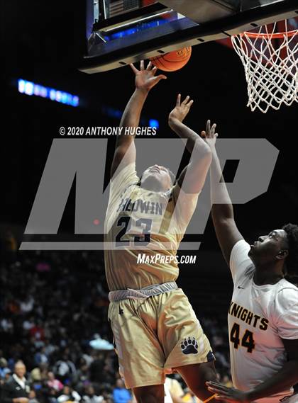 Thumbnail 1 in Baldwin vs. Uniondale (Section VIII Class AA Championship) photogallery.