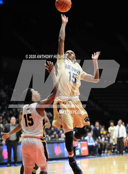 Thumbnail 1 in Baldwin vs. Uniondale (Section VIII Class AA Championship) photogallery.