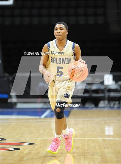 Thumbnail 3 in Baldwin vs. Uniondale (Section VIII Class AA Championship) photogallery.