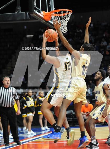 Thumbnail 2 in Baldwin vs. Uniondale (Section VIII Class AA Championship) photogallery.