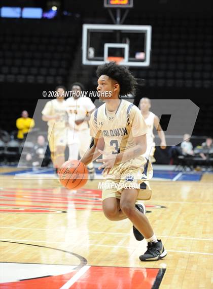 Thumbnail 2 in Baldwin vs. Uniondale (Section VIII Class AA Championship) photogallery.