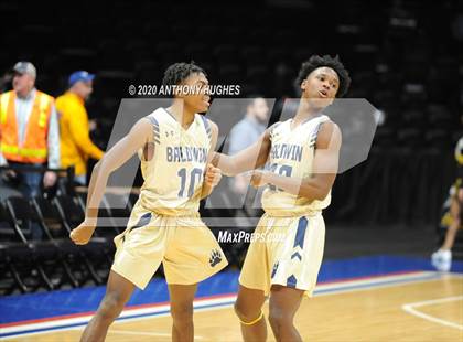Thumbnail 2 in Baldwin vs. Uniondale (Section VIII Class AA Championship) photogallery.