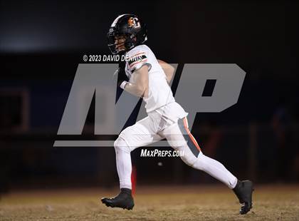 Thumbnail 2 in Frontier vs Central (CIF CS D1 Qtr Final) photogallery.