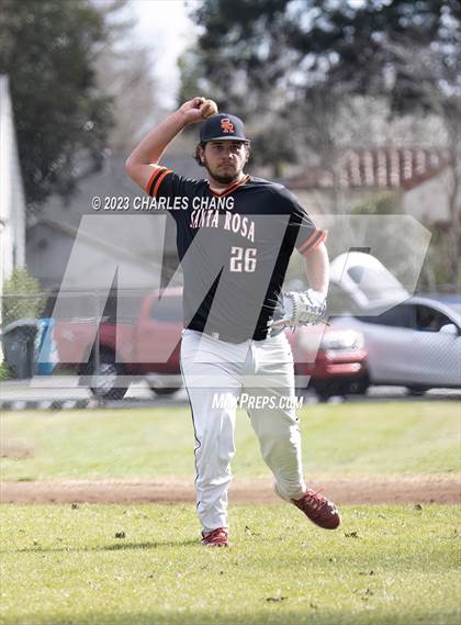 Thumbnail 3 in Casa Grande vs Santa Rosa photogallery.