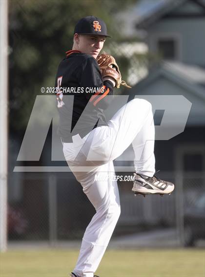 Thumbnail 3 in Casa Grande vs Santa Rosa photogallery.